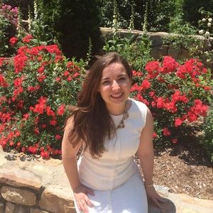 Meet your Posher, Lauren